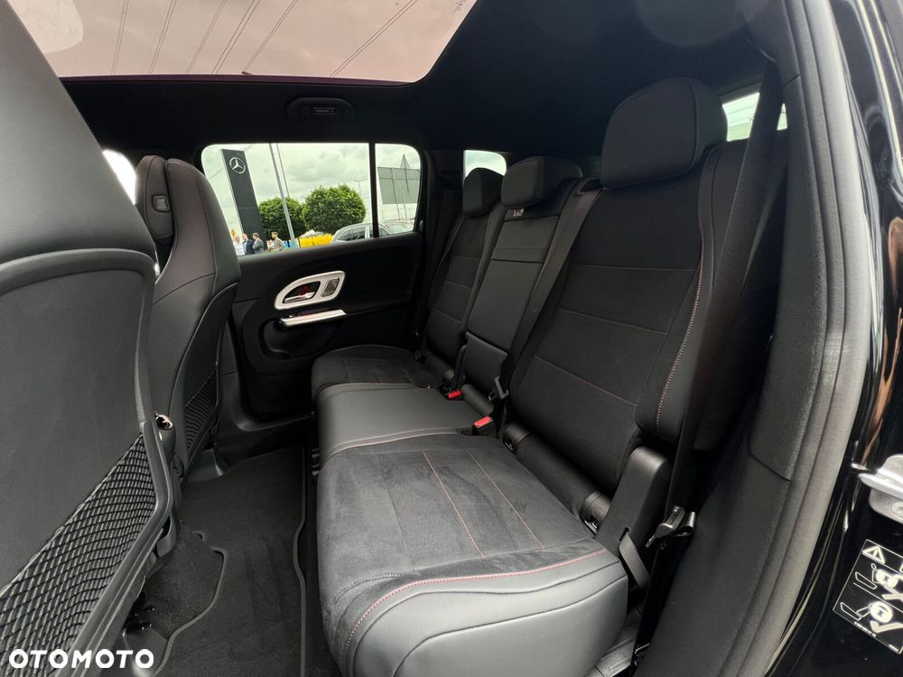 Mercedes-Benz GLB 250+ EQ 85kWh - 11