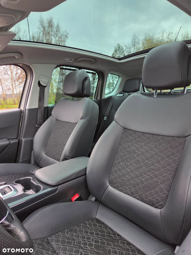 Peugeot 3008 1.2 PureTech GPF Allure S&S - 26