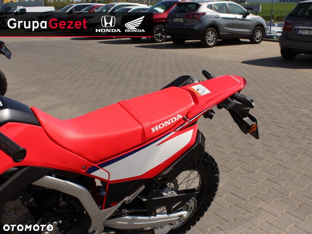 Honda CRF - 8