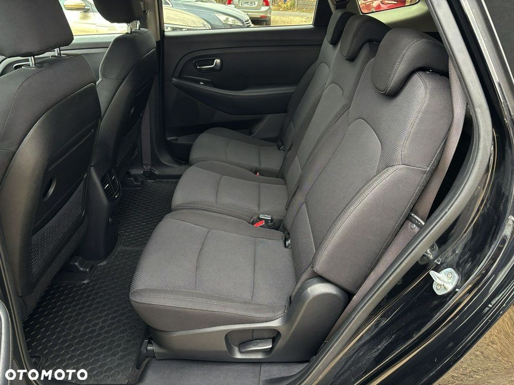 Kia Carens 2.0 GDI Automatik Edition 7 - 22