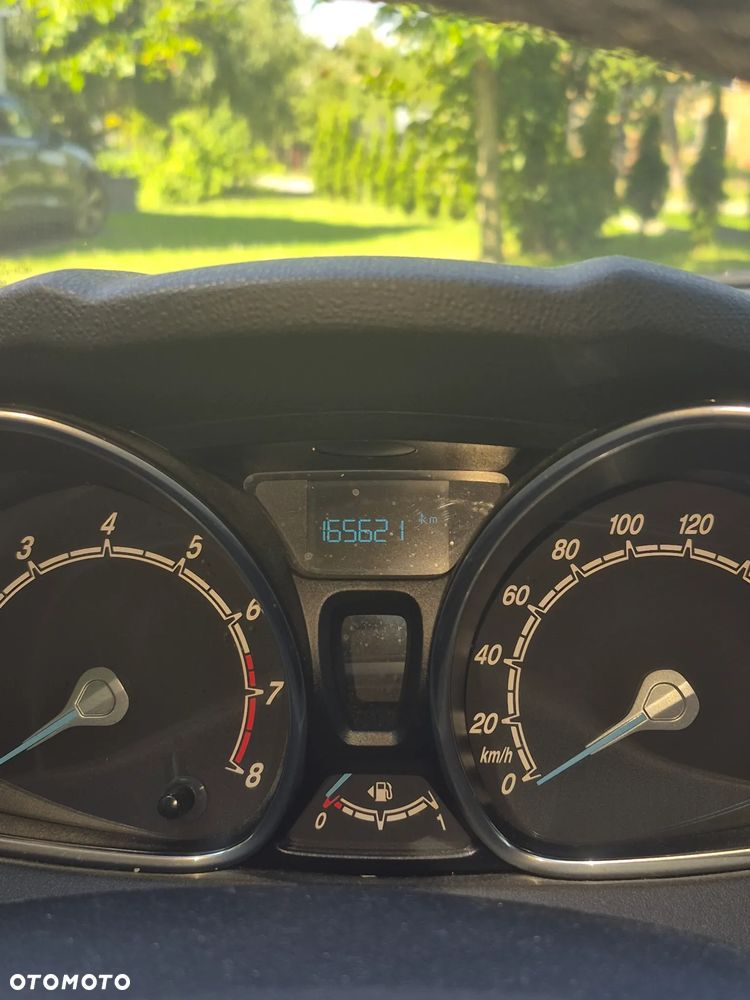 Ford Fiesta - 7
