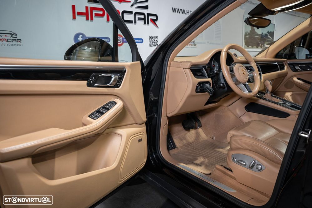 Porsche Macan S - 34