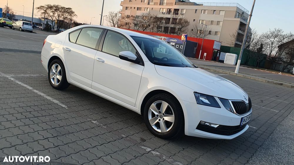 Skoda Octavia 1.6 TDI Style - 25