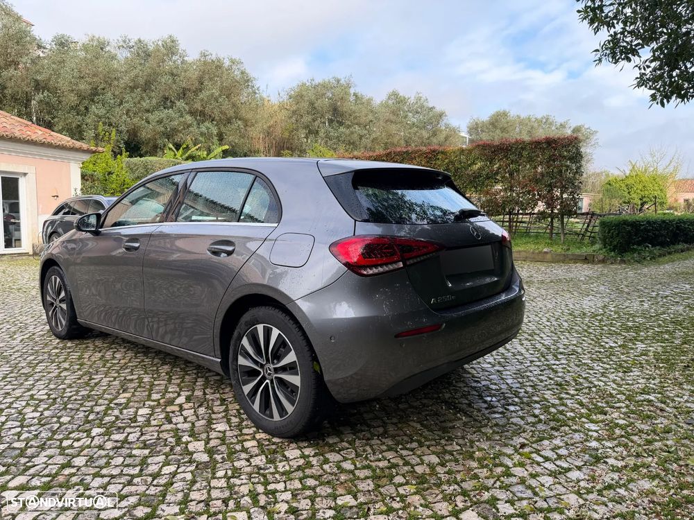 Mercedes-Benz A 250 e Style Plus - 5