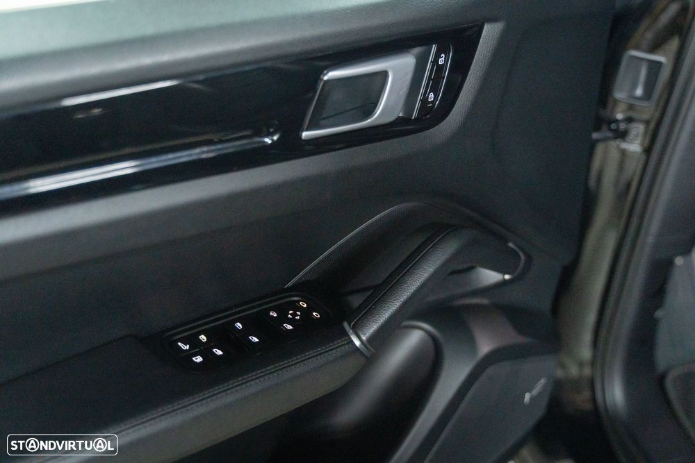 Porsche Cayenne Coupé E-Hybrid - 6