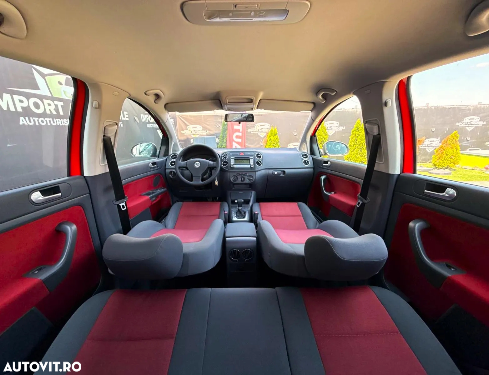 Volkswagen Golf Plus 1.9 TDI DPF DSG Edition - 27