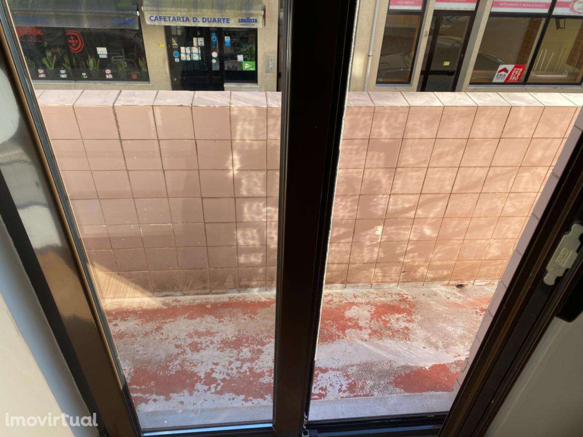 Quarto - localizado em Senhora da Hora Porto - Grande imagem: 3/7