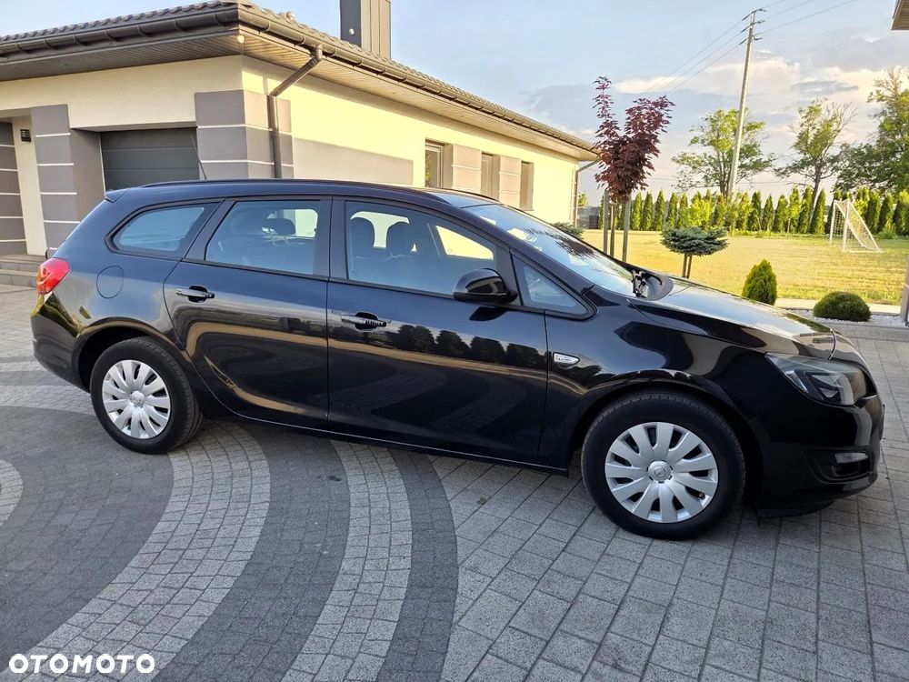 Opel Astra - 4