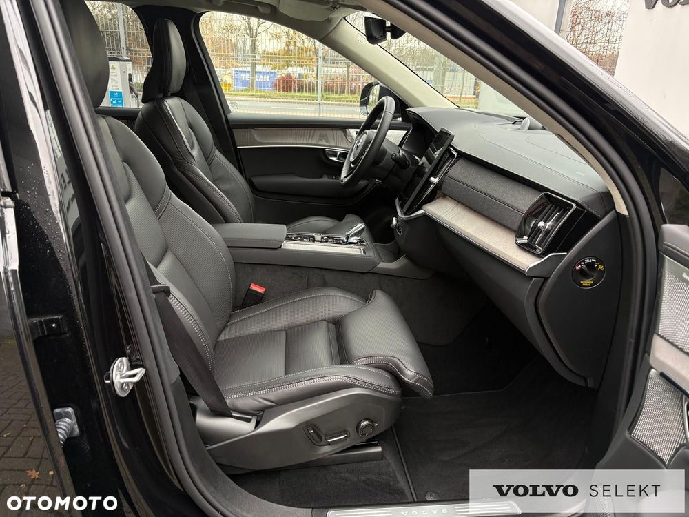 Volvo XC 90 - 21