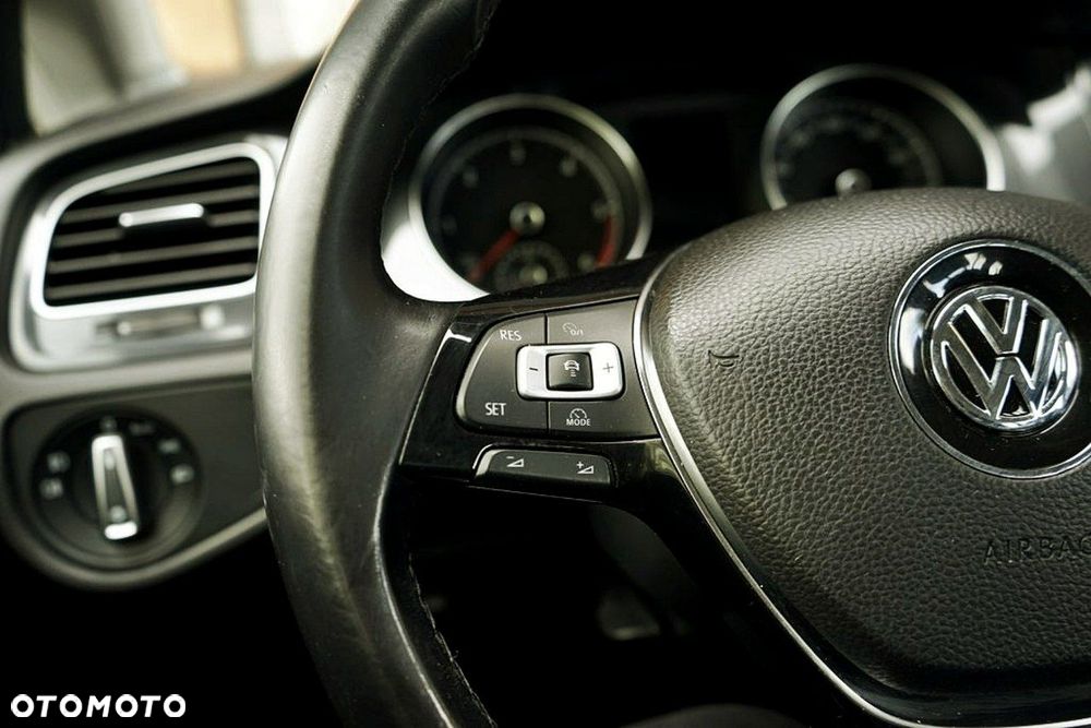 Volkswagen Golf 1.6 TDI (BlueMotion Technology) DSG Comfortline - 29