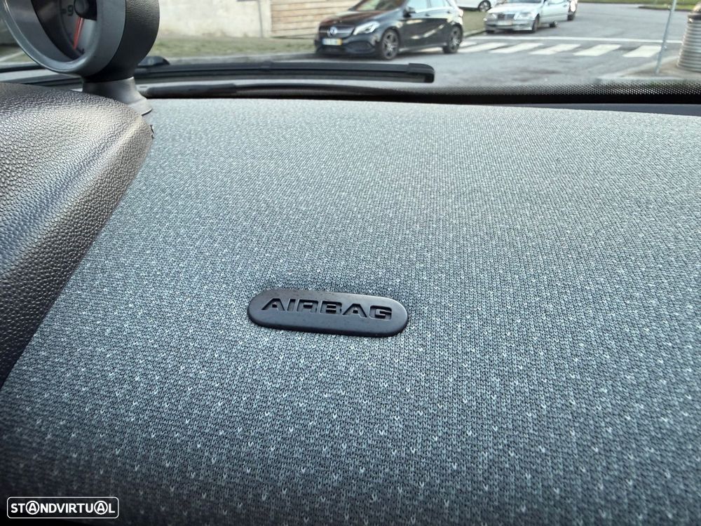 Smart ForTwo Coupé 0.8 cdi Passion 45 - 17