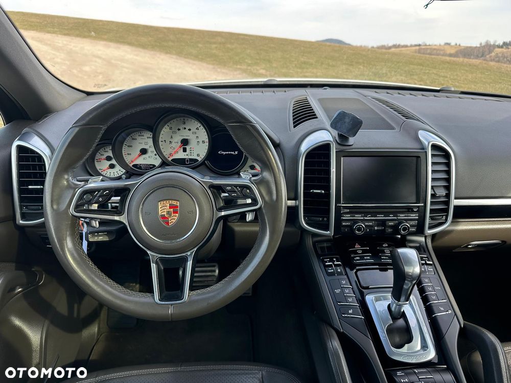 Porsche Cayenne S Tiptronic S - 12