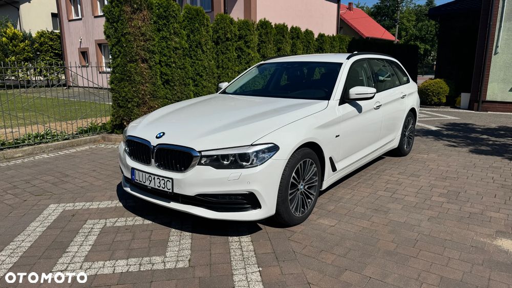 BMW Seria 5 520d xDrive Sport Line sport - 4