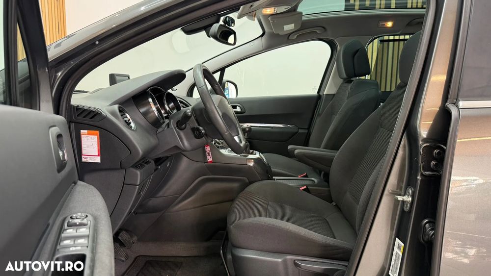 Peugeot 5008 1.6 THP Active - 26