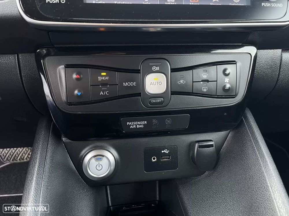 Nissan Leaf 40 kWh Acenta - 25