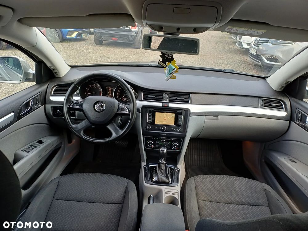 Skoda Superb 2.0 TSI DSG Elegance - 28