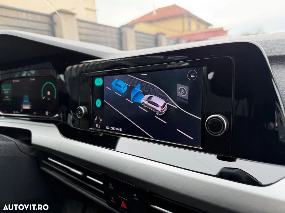 Volkswagen Golf - 13