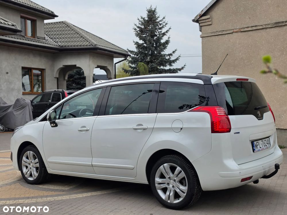 Peugeot 5008 - 5