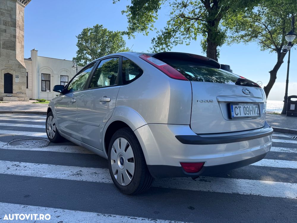 Ford Focus 1.6 TDCi Trend - 4