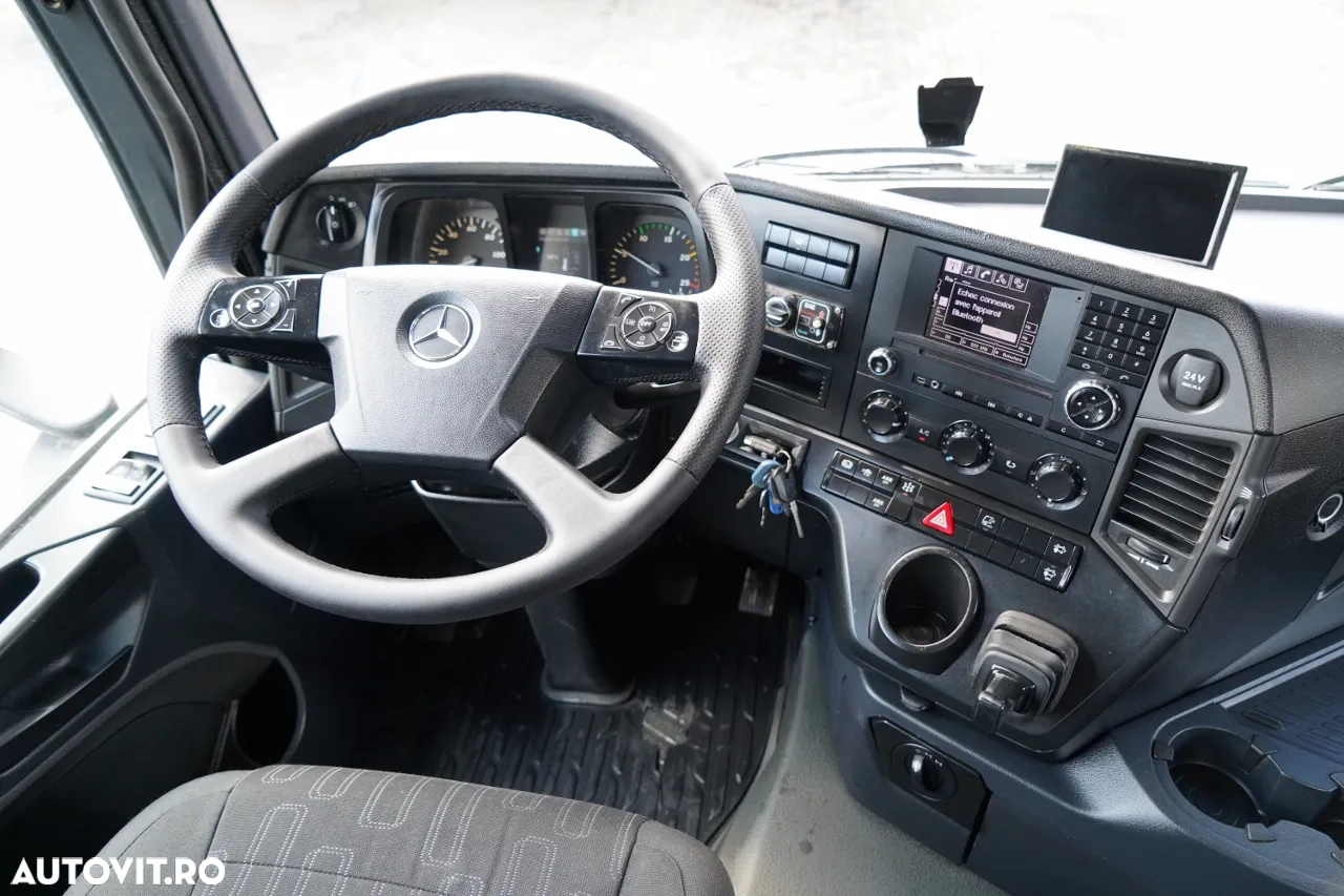Mercedes-Benz AROCS 3243 / 8x4 / BASCULĂ DUBLU 6,2 M / BASCULĂ HIDRODOXICĂ / EURO 6 / IMPORTAT - 30