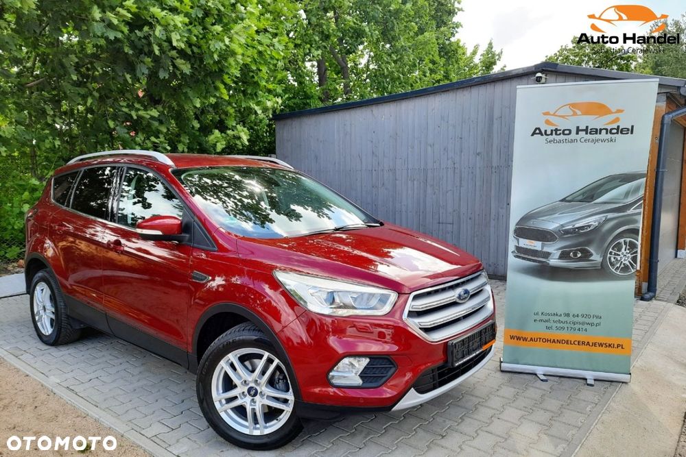 Ford Kuga 1.5 EcoBoost 2x4 Titanium - 3
