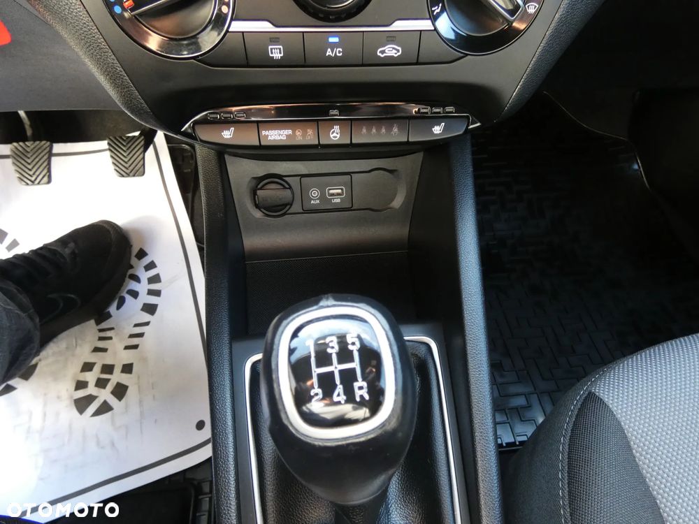 Hyundai i20 1.2 Passion Plus - 23