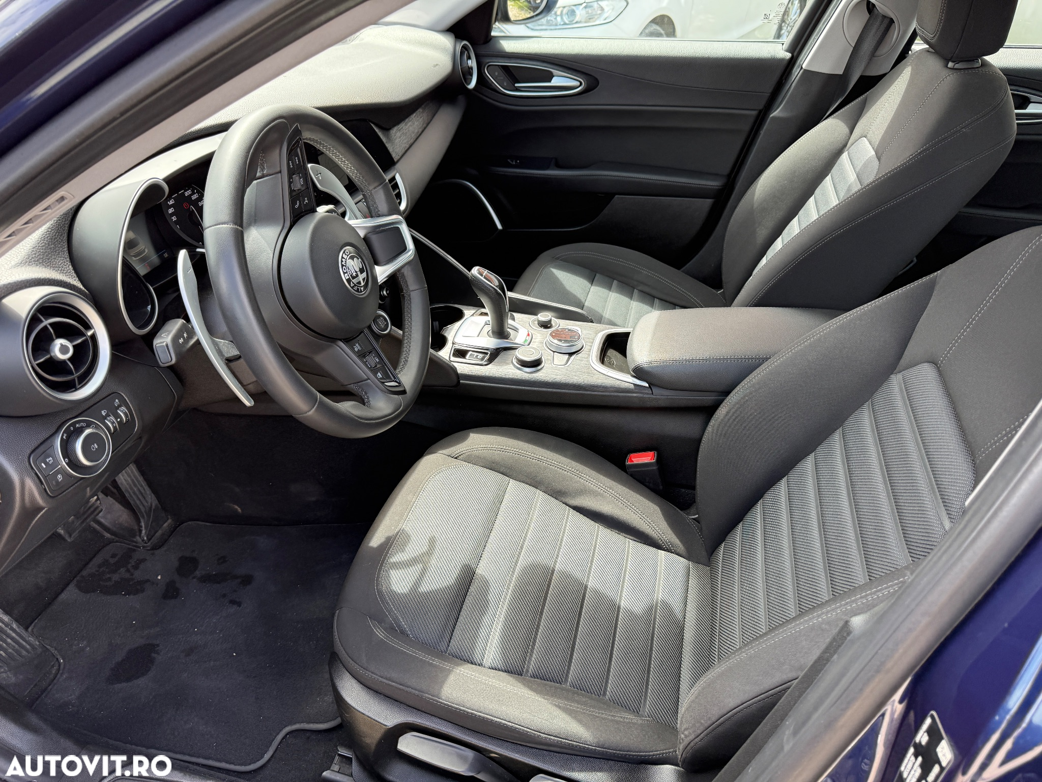 Alfa Romeo Giulia 2.2 Diesel AT8 Super - 16