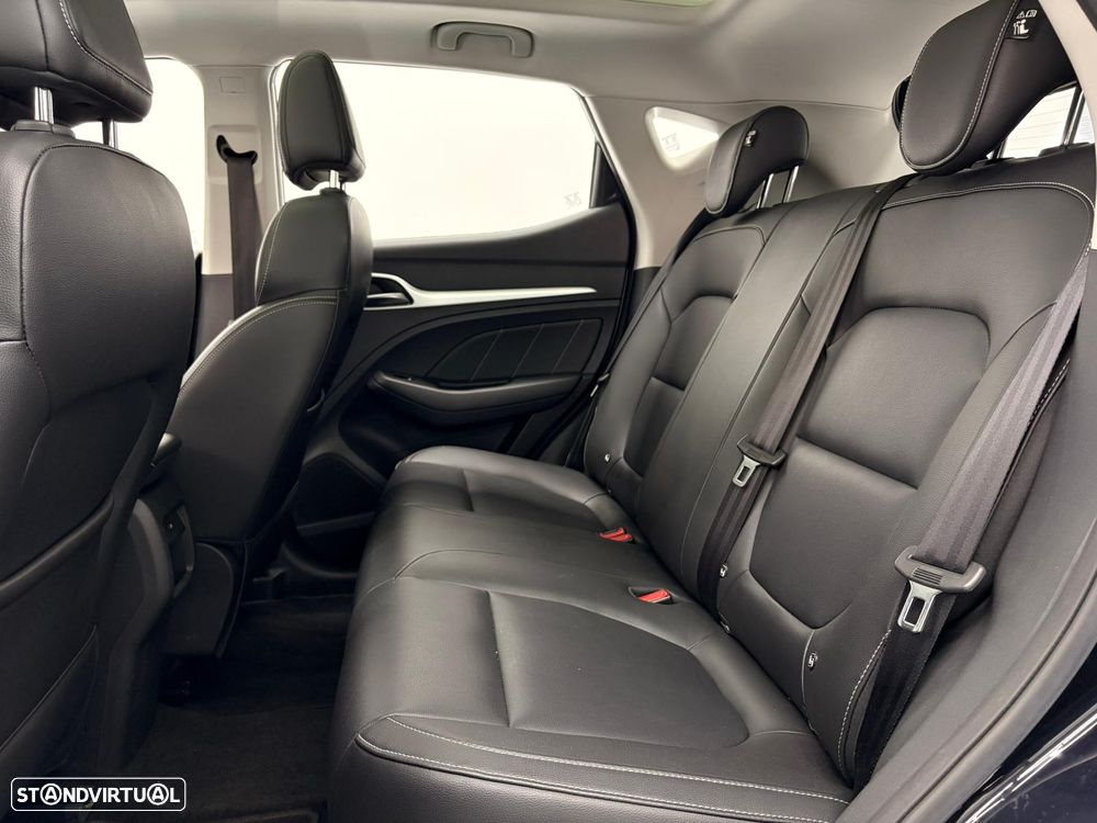 MG ZS EV 44.5 kWh Luxury - 8