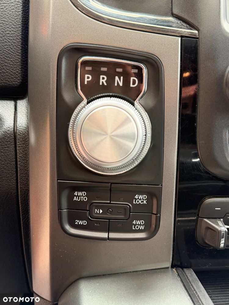 Dodge RAM 5.7 4x4 - 17