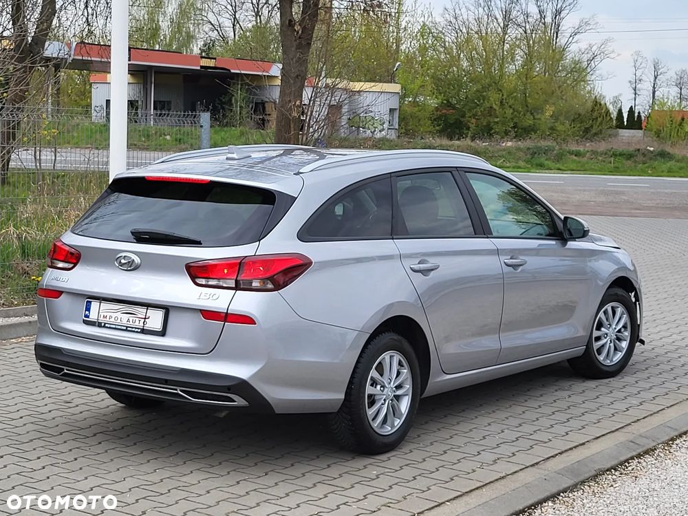 Hyundai i30 1.0 T-GDI Classic + - 4