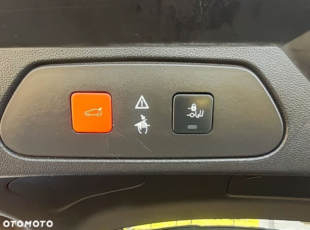 Opel Grandland X - 16