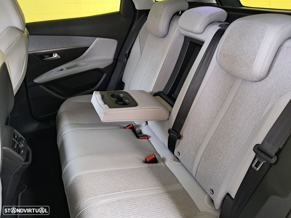 Peugeot 3008 1.2 PureTech Allure EAT6 - 13