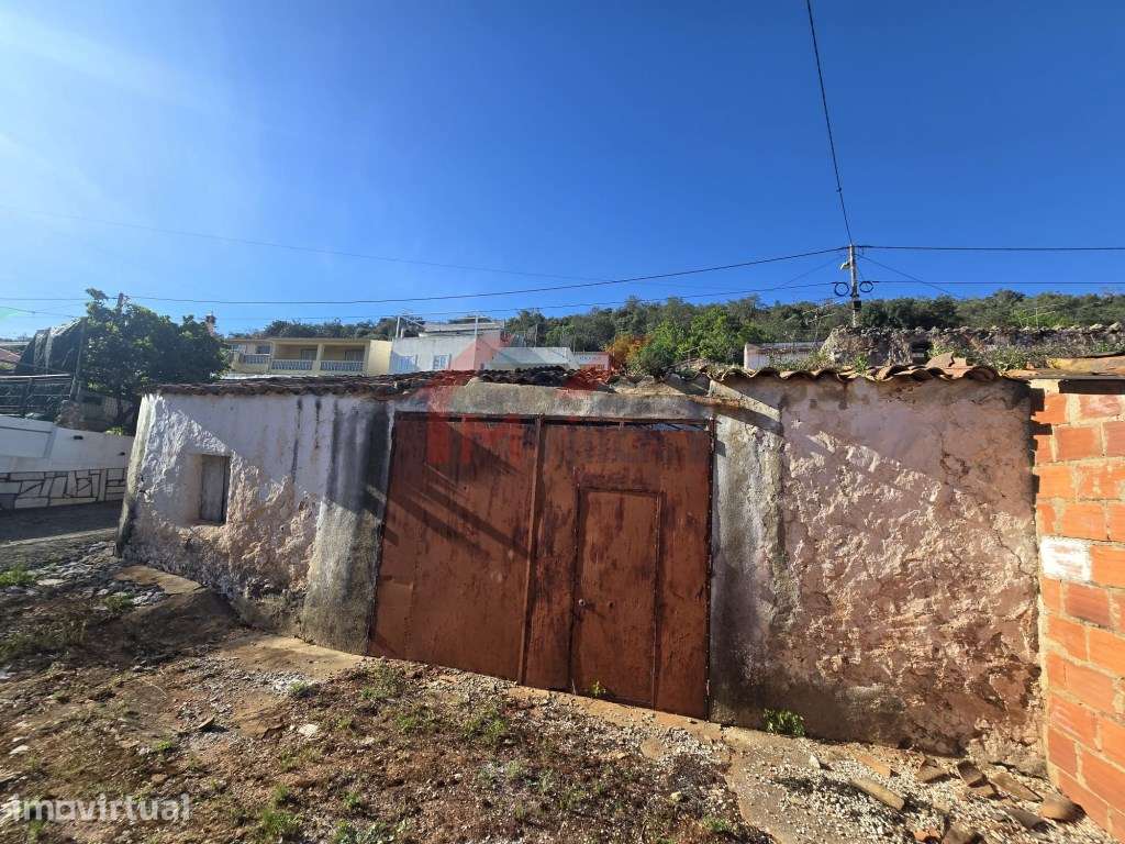 Ruína para reconstrução na Nave do Barão - Loulé - Grande imagem: 3/15