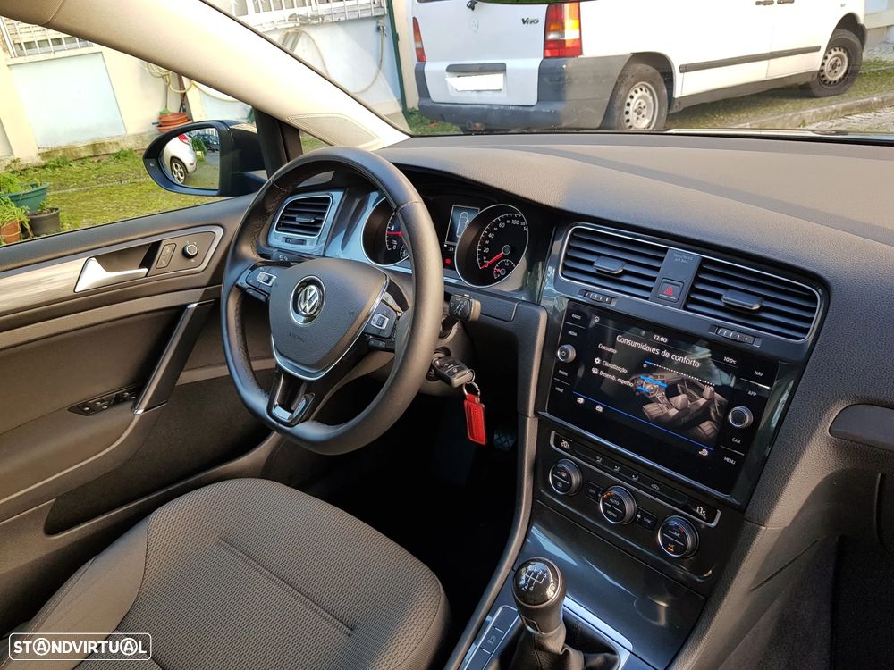 VW Golf Variant 1.6 TDi Confortline - 43