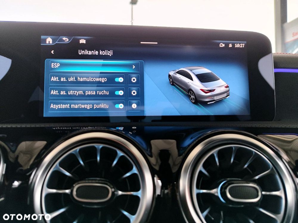 Mercedes-Benz CLA - 28