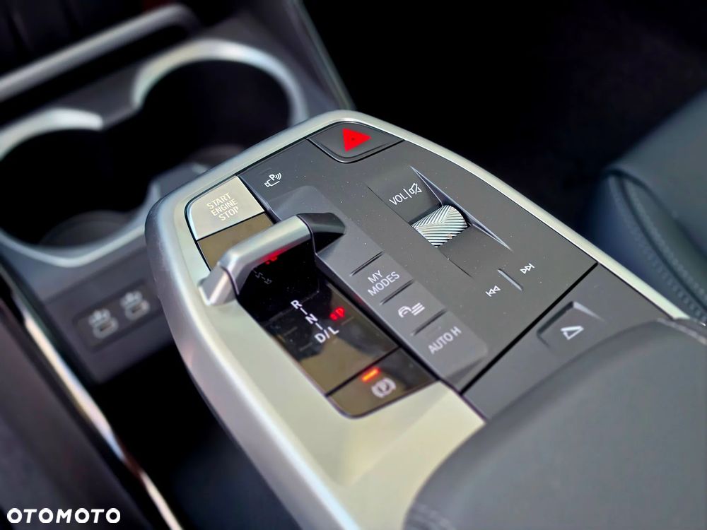 BMW X1 sDrive20i mHEV xLine - 29