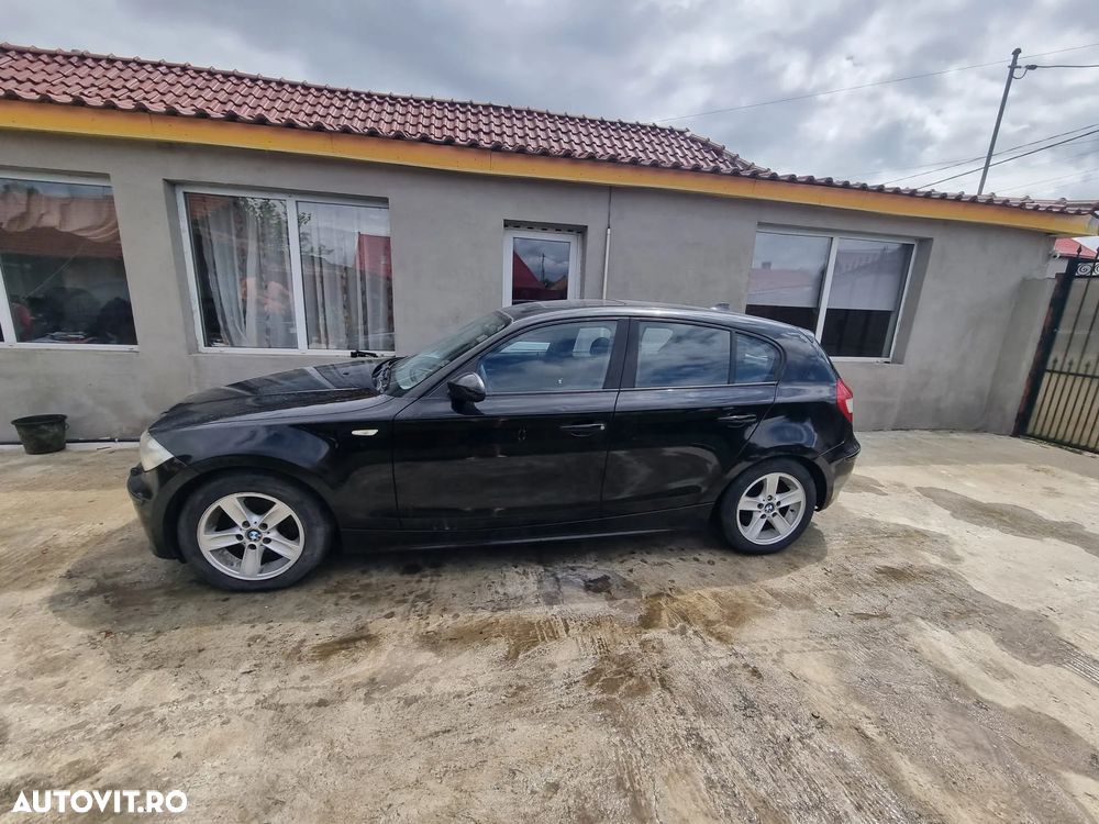 BMW Seria 1 120d - 8