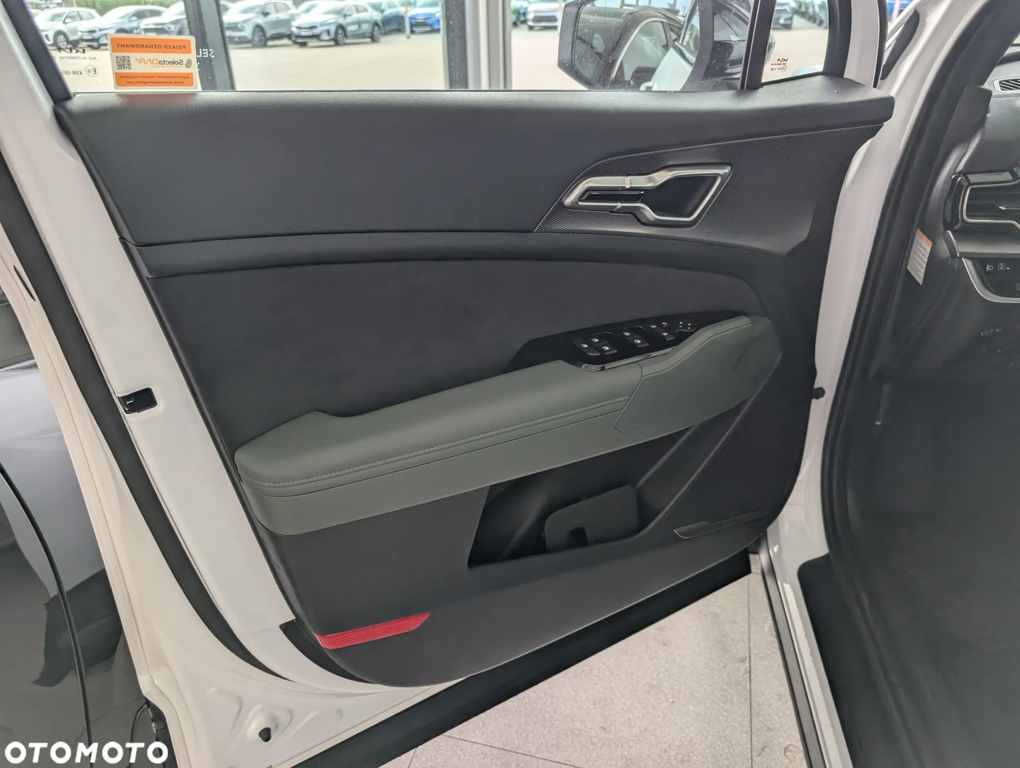 Kia Sportage 1.6 T-GDI HEV Anniversary 2WD - 9