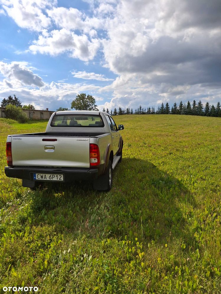 Toyota Hilux - 6