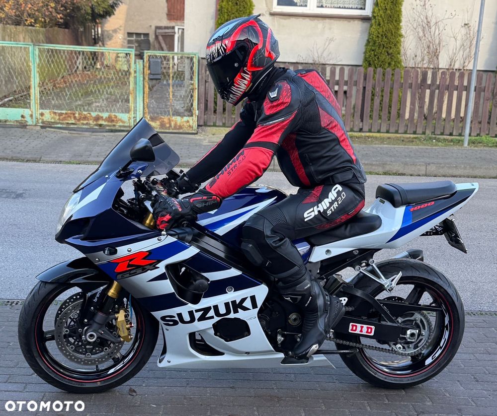 Suzuki GSX-R - 4