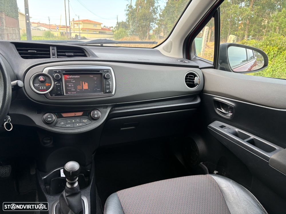 Toyota Yaris 1.33 VVT-i Sport +P.Techno +P.Plus+P.Luxury - 22
