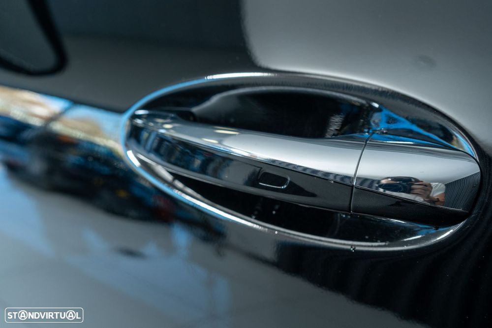 Mercedes-Benz CLA 250 e Shooting Brake AMG Line - 38