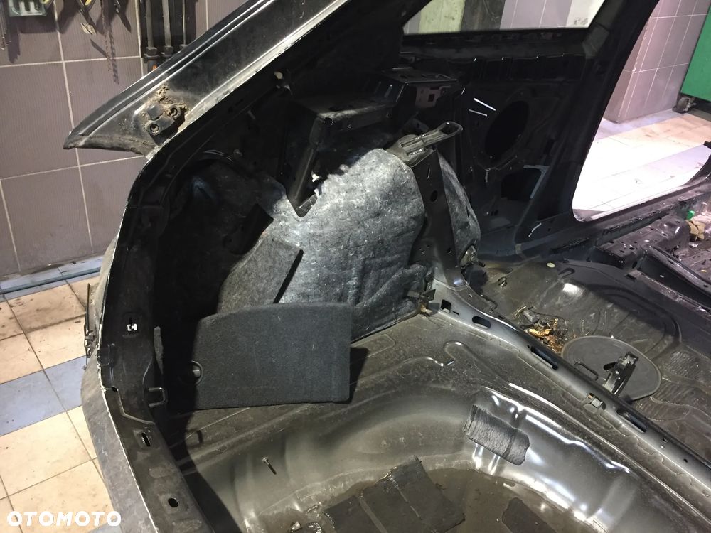 AUDI A3 8V 13R ĆWIARTKA LEWA TYŁ - 2
