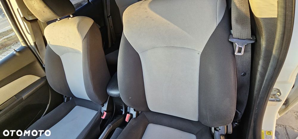 Chevrolet Cruze 2.0 D LT+ - 11