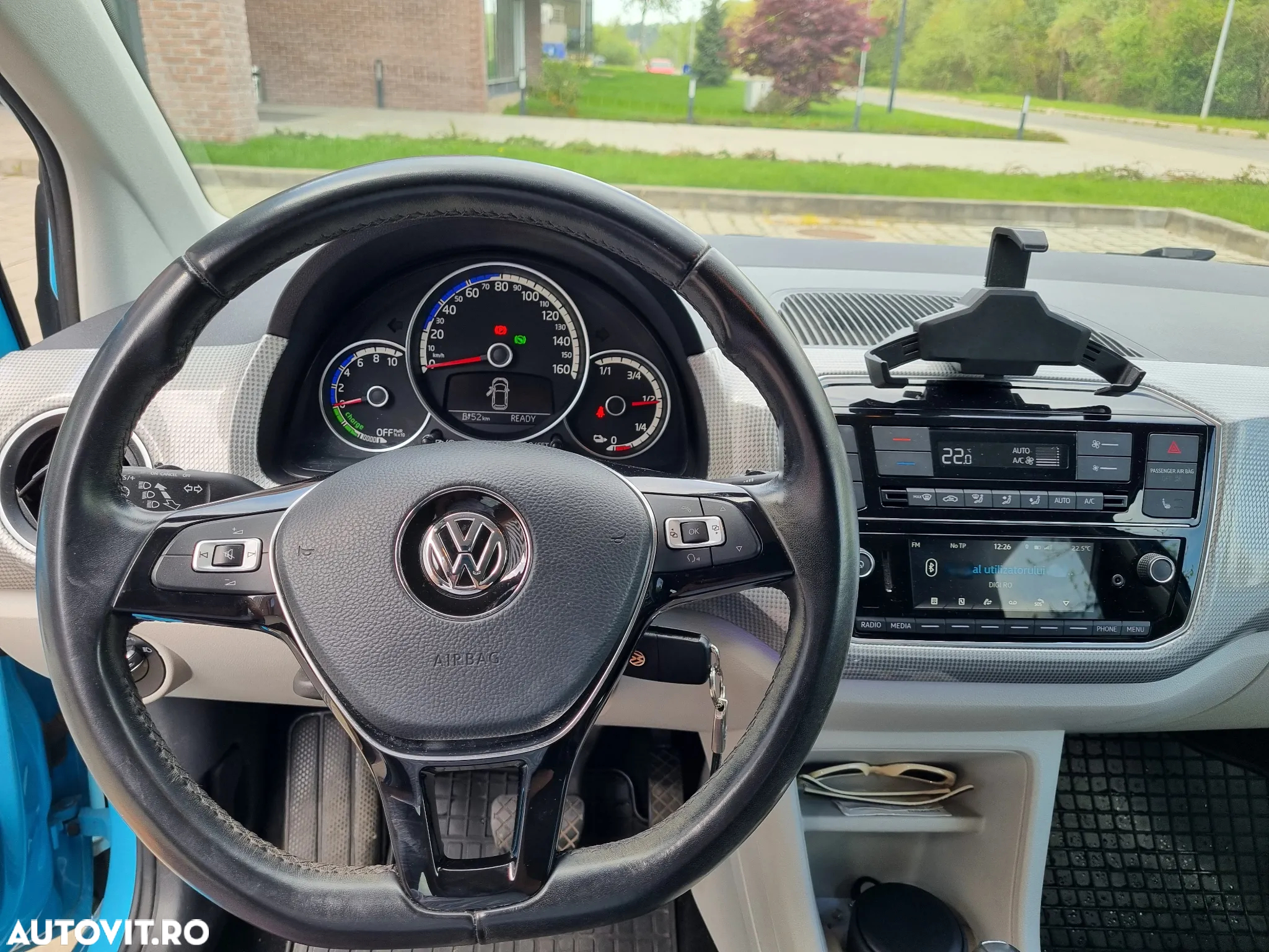 Volkswagen up! e-up! - 8