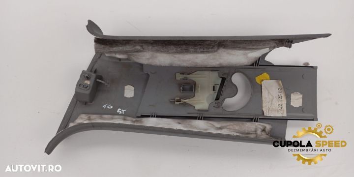 Ornament stalp stanga 7L6867241 Volkswagen VW Touareg generatia 1 7L - 2