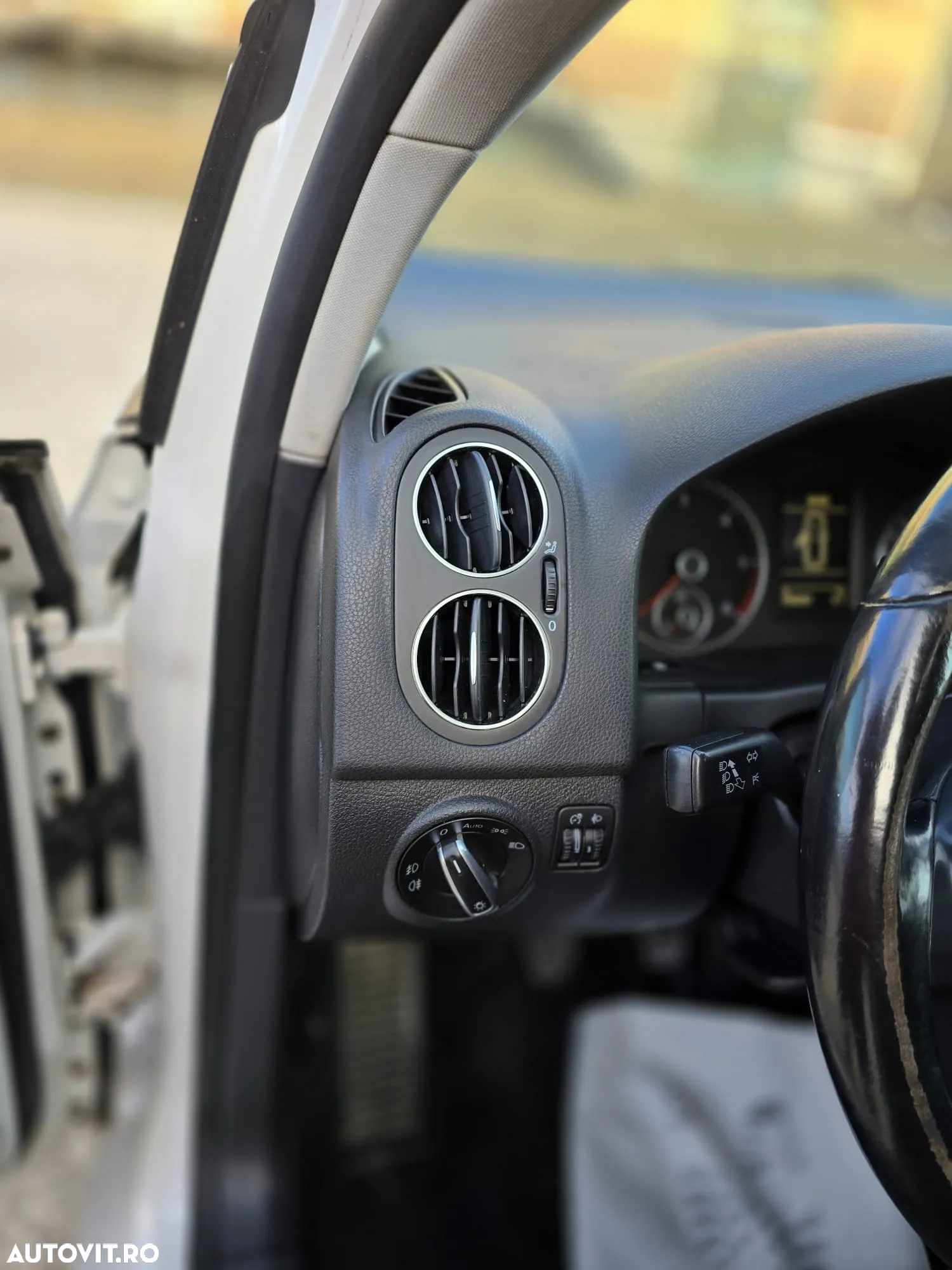 Volkswagen Golf Plus 2.0 TDI DPF Edition - 11