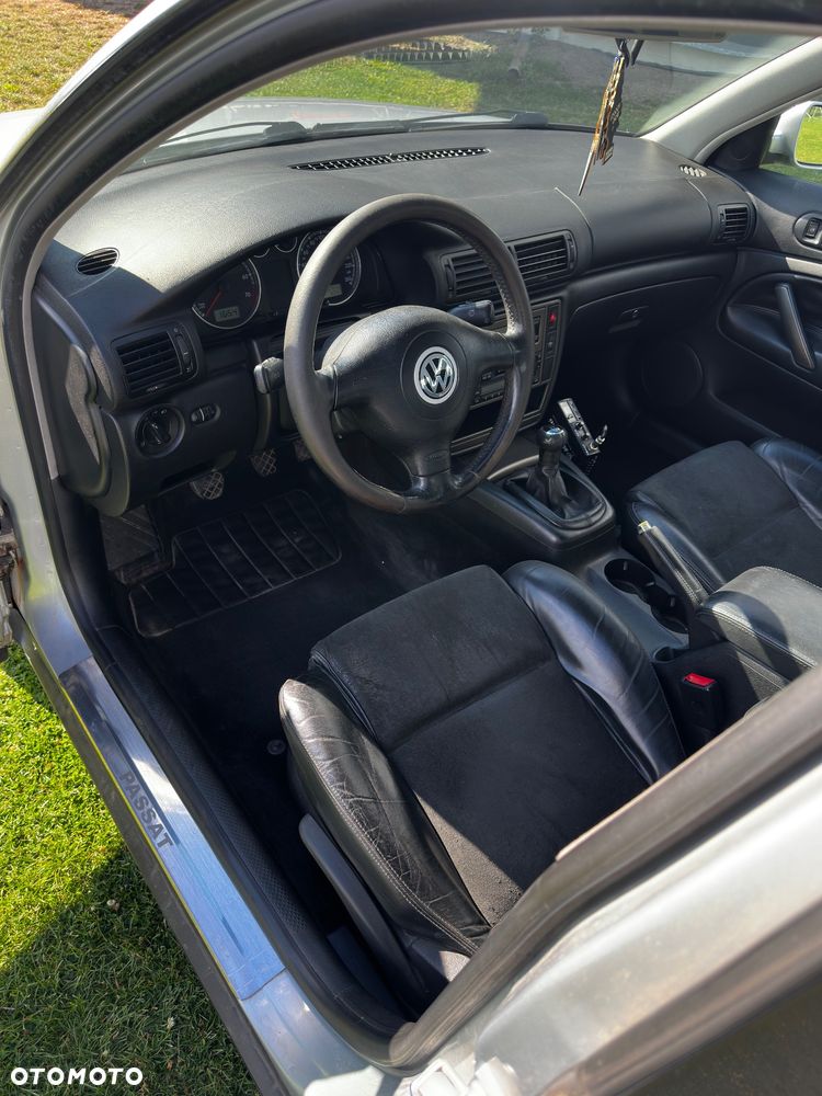 Volkswagen Passat 1.8T Highline - 6