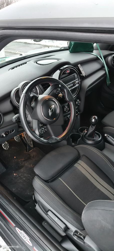 MINI 3 Portas One D - 7