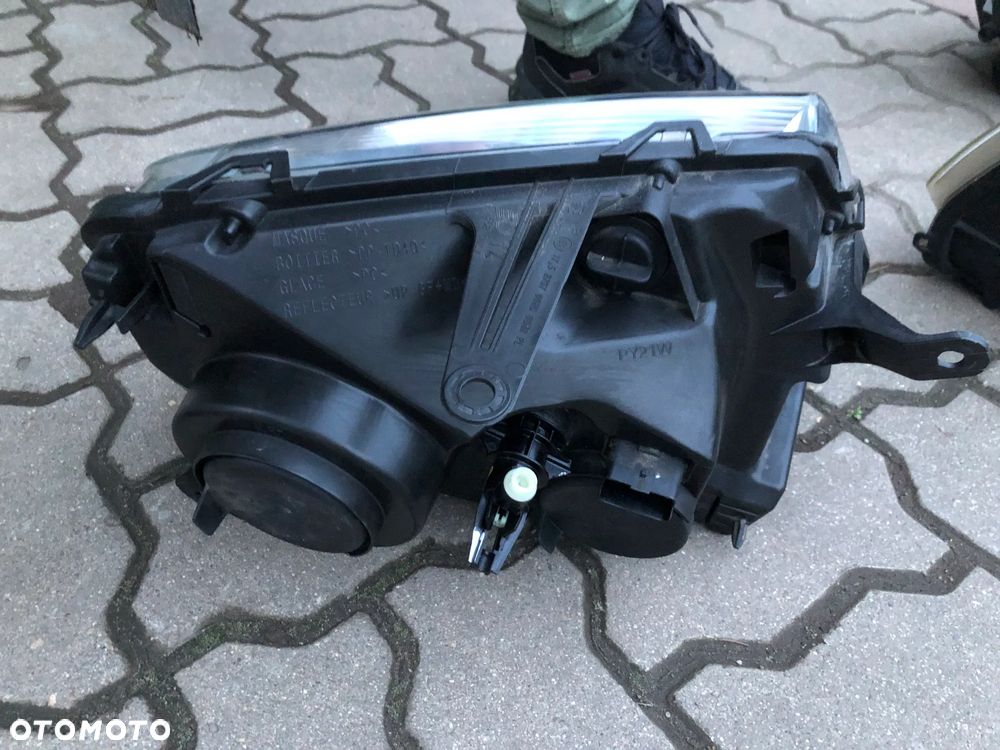 Dacia Duster II Led Europa Lampa lewa 260609367r - 4